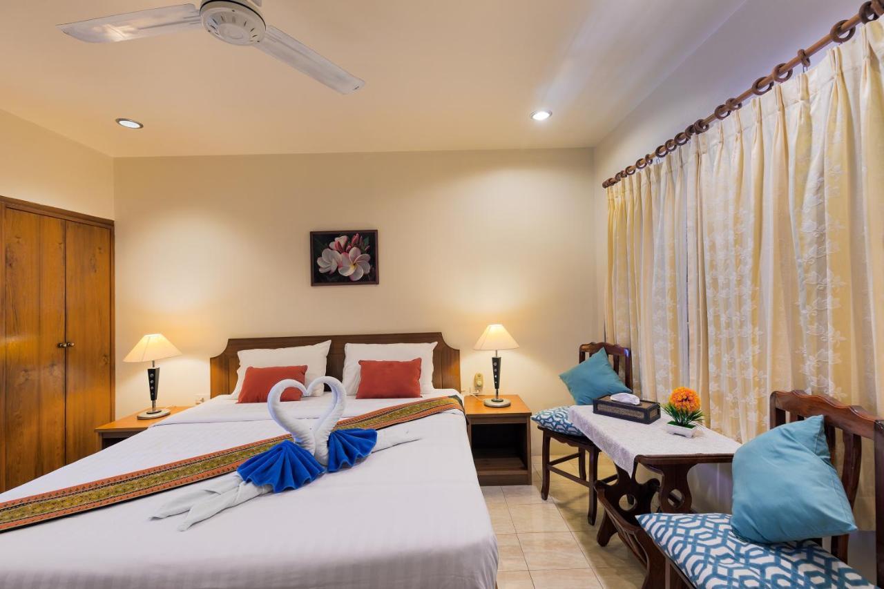 Batic House By Sharaya Hotel Karon Luaran gambar